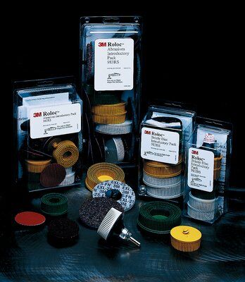 Bristle Discs 3M SB18697 Roloc Bristle Disc Kit 983BS 3 Inch (Kit)